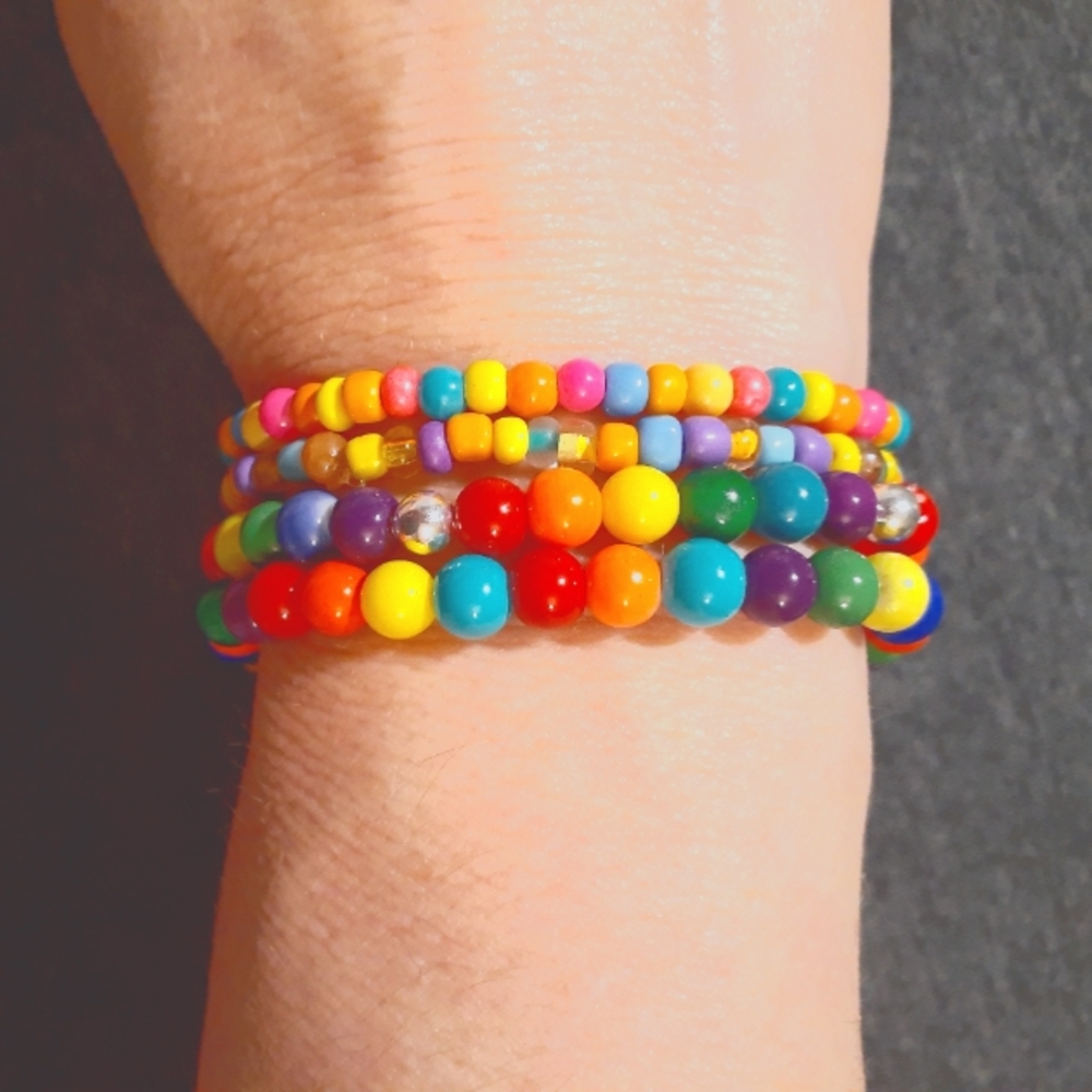 Set of 4 stretchy bracelets